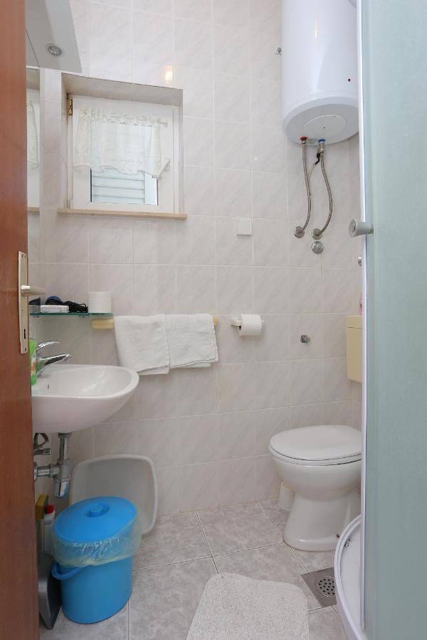 Apartments With A Parking Space Lokva Rogoznica, Omis - 17645 Екстериор снимка