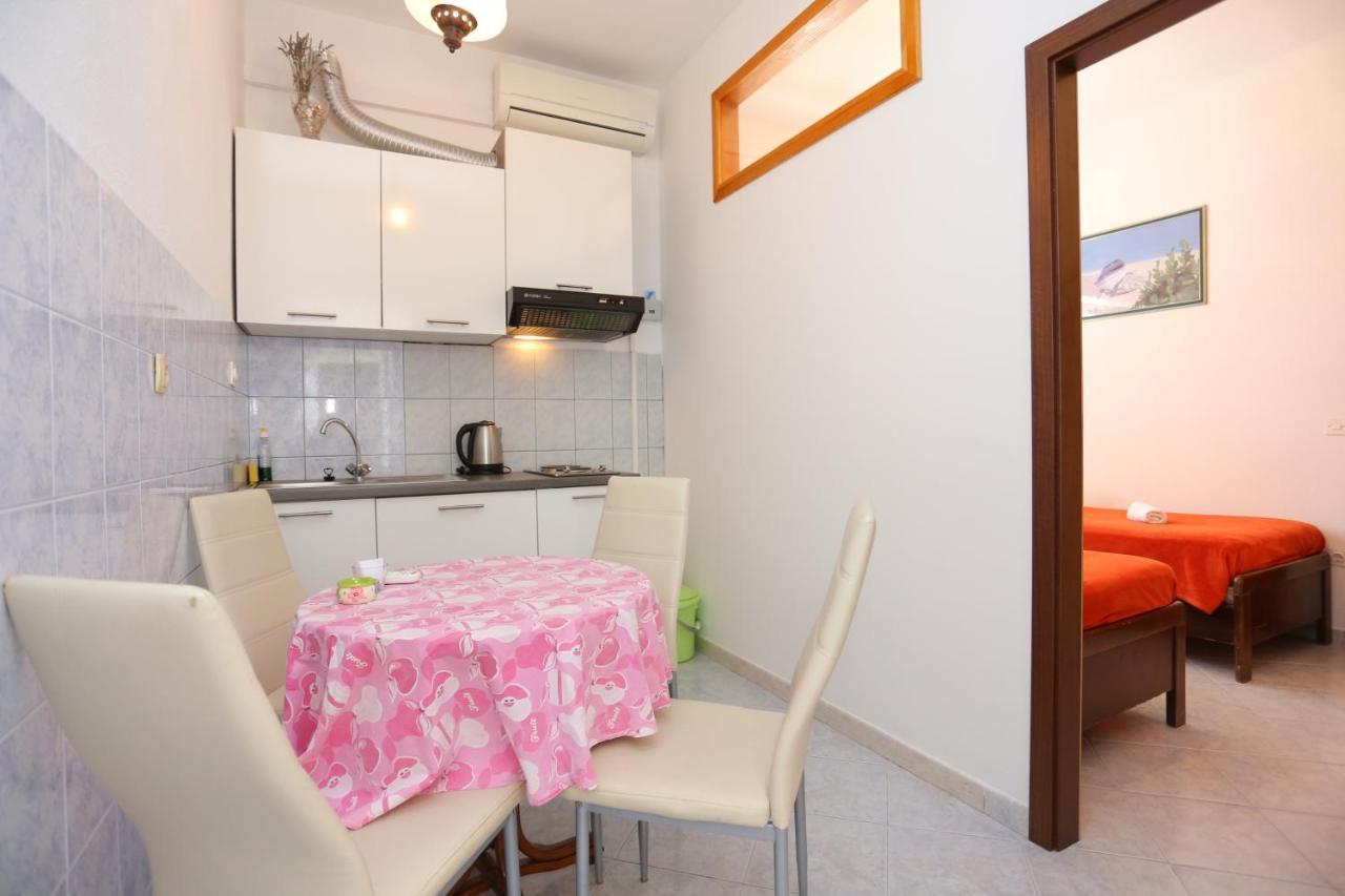 Apartments With A Parking Space Lokva Rogoznica, Omis - 17645 Екстериор снимка